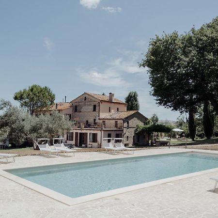 Agriturismo Qui Voglio Monte Roberto Extérieur photo