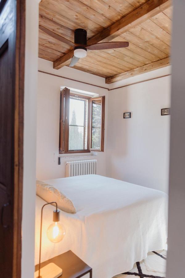 Agriturismo Qui Voglio Monte Roberto Extérieur photo