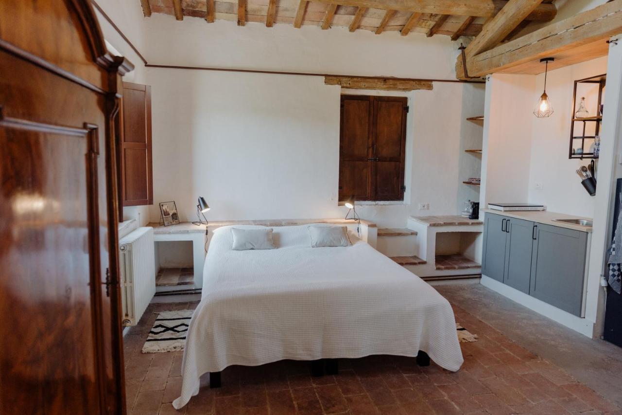 Agriturismo Qui Voglio Monte Roberto Extérieur photo