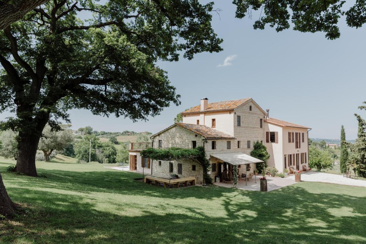 Agriturismo Qui Voglio Monte Roberto Extérieur photo