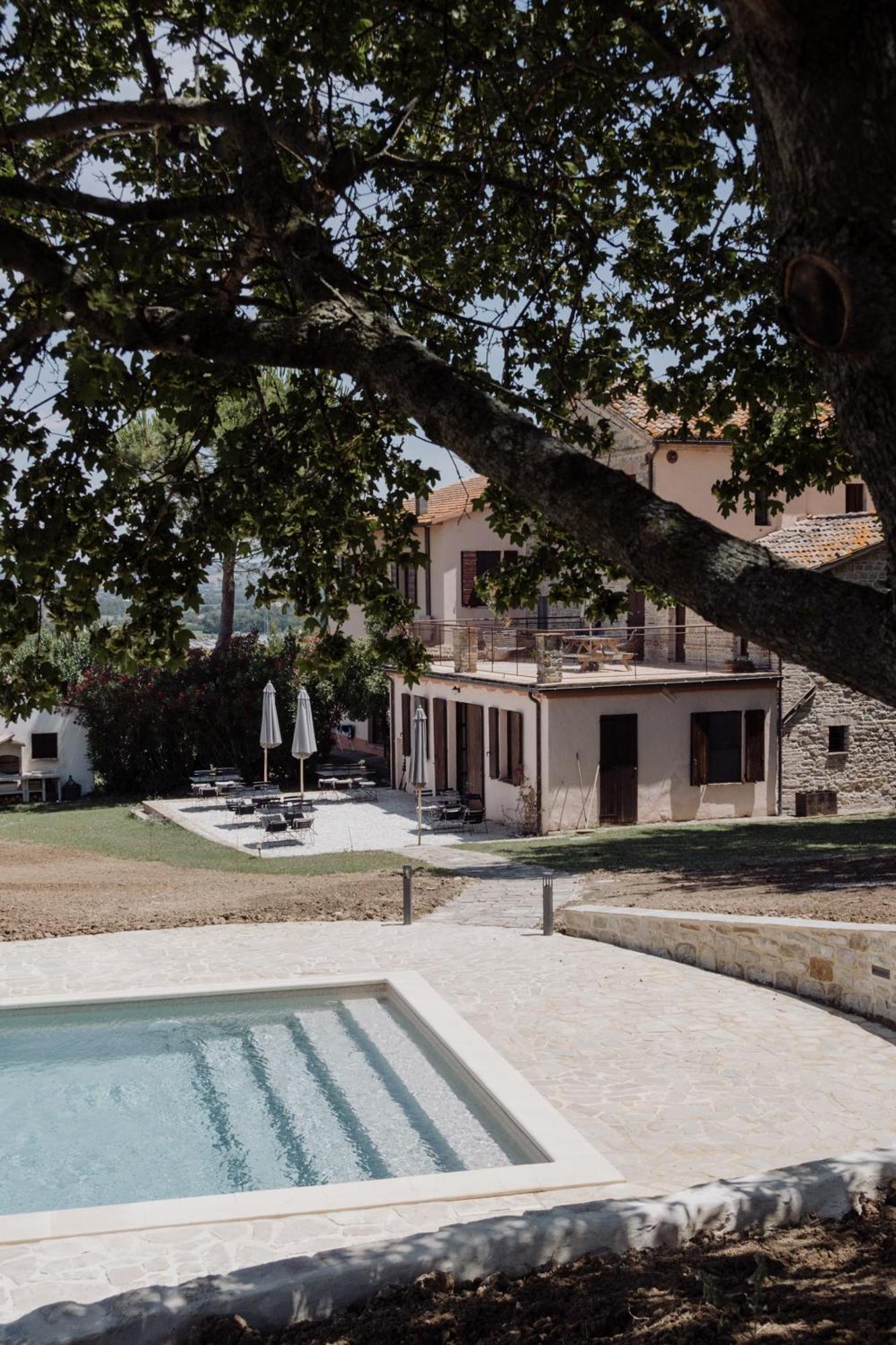 Agriturismo Qui Voglio Monte Roberto Extérieur photo